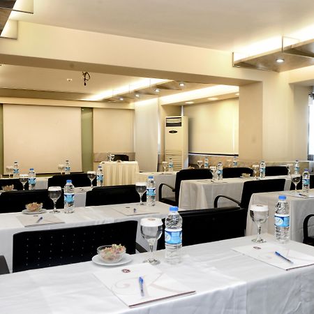 Kaya Prestige Oteli Esmirna Exterior foto