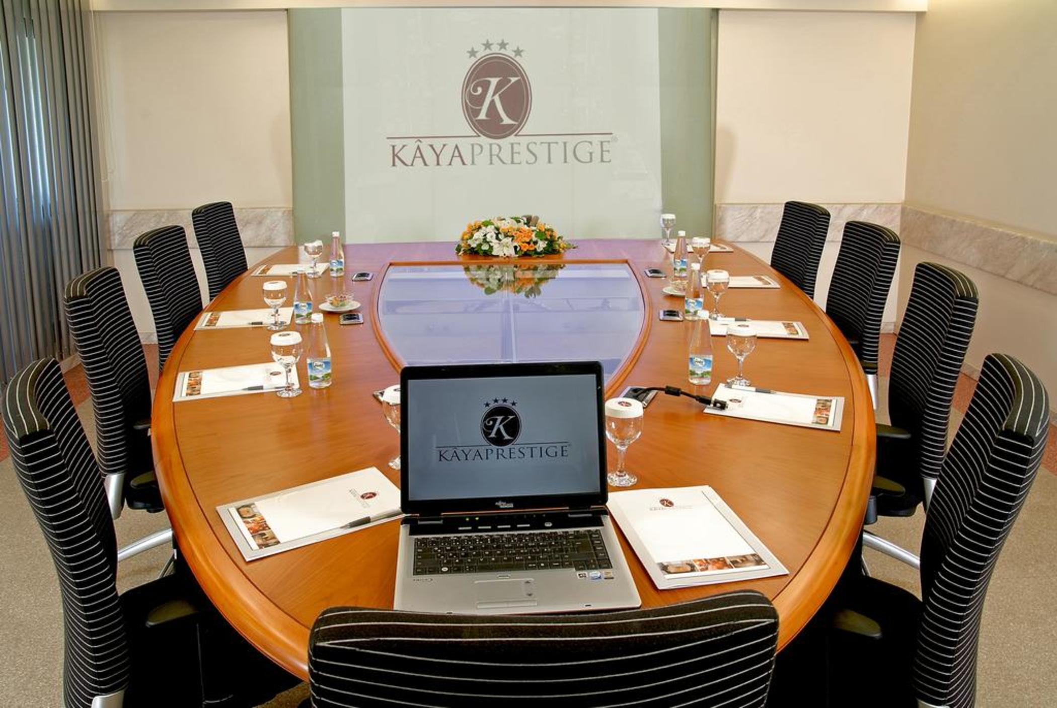 Kaya Prestige Oteli Esmirna Exterior foto